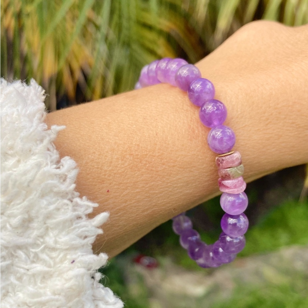 Light Amethyst Bracelet